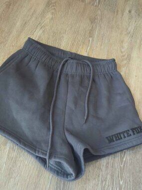 White Fox Sweat Shorts xxs